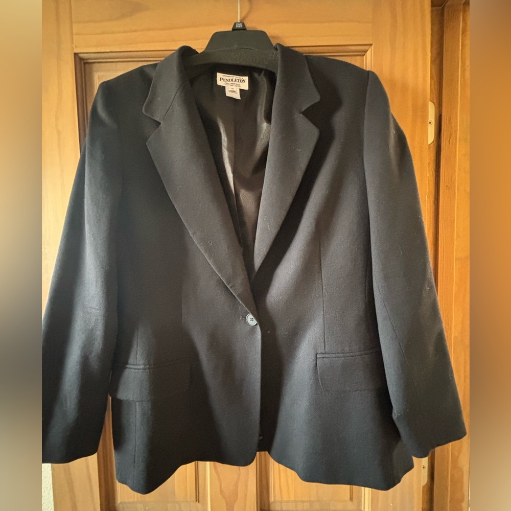Pendleton Women’s Business Blazer/Jacket, Size 18, 100% Virgin Wool, Black